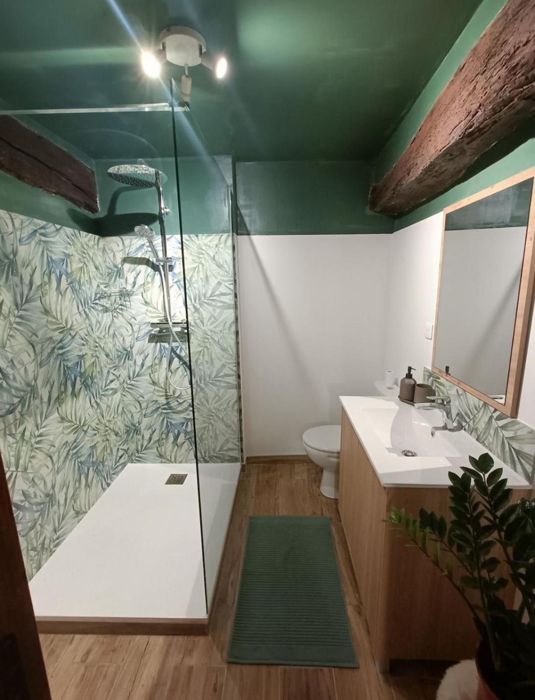 Apartment T2 Chaleureux Au Coeur D'un Village Pittoresque *